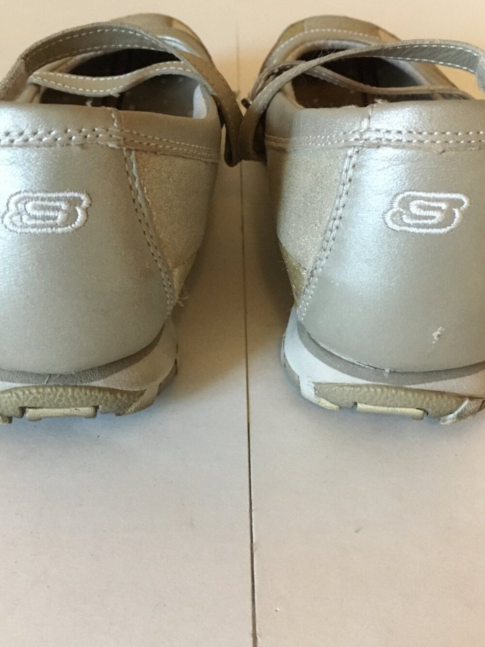 Skechers Mary Jane Shoes 7 Patchwork Beige Gold Neutral Floral Flats Leather y2k - Picture 3 of 8